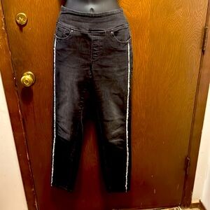 Belle by Kim Gravel black pull on jeans